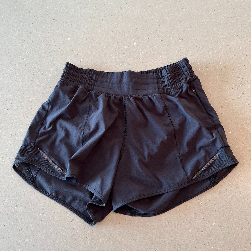 Lululemon Hotty Hot Short *High-Rise Long 4" Black Size 6
